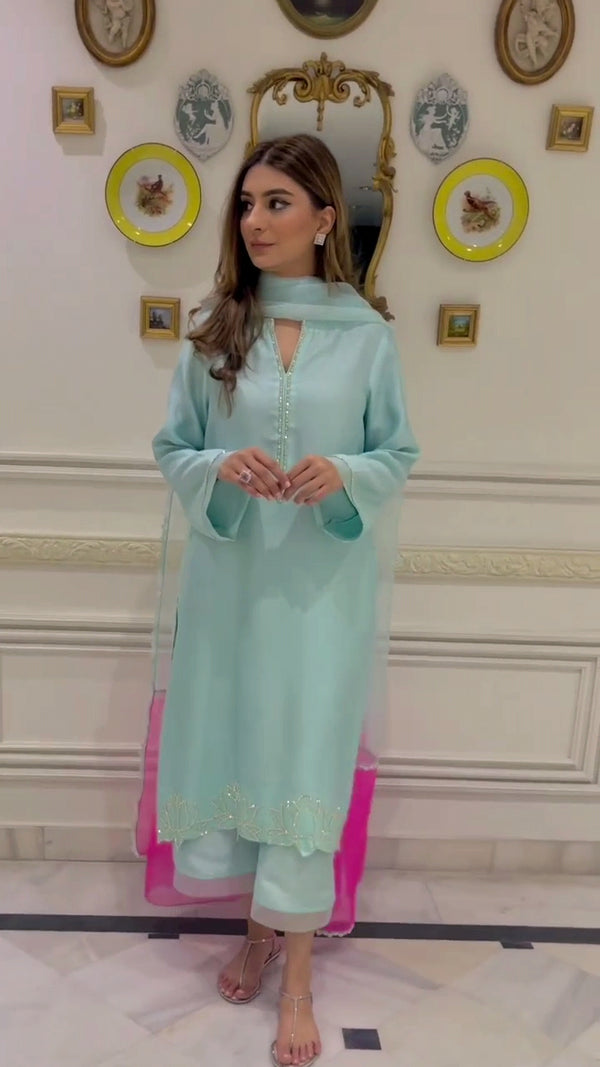 ICE BLUE